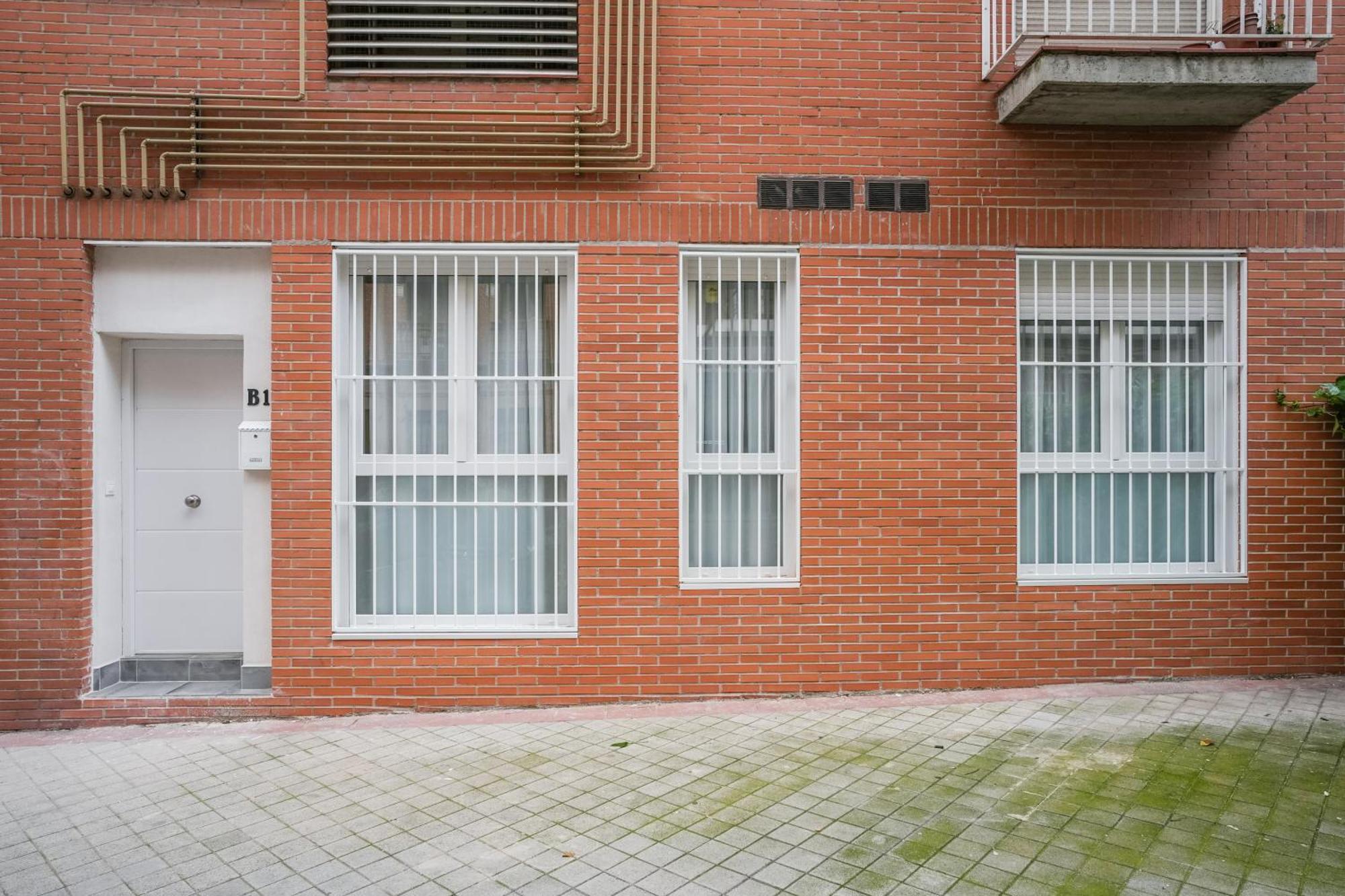 Spacious Stylish - 2bd 1bth - Cuatro Caminos *