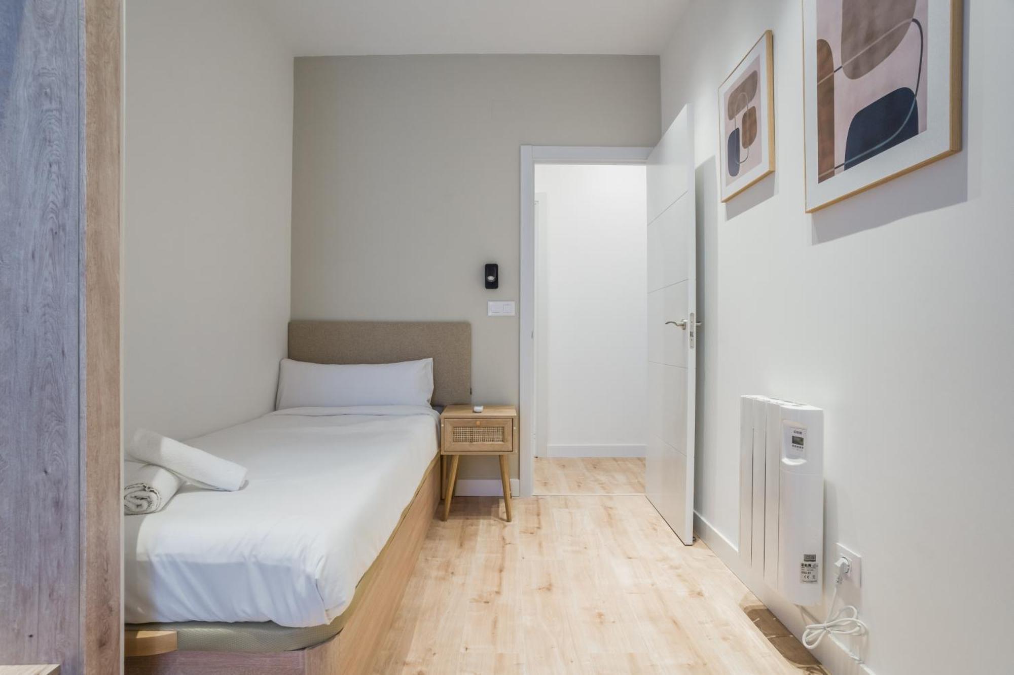 Spacious Stylish - 2bd 1bth - Cuatro Caminos Apartamento Madri